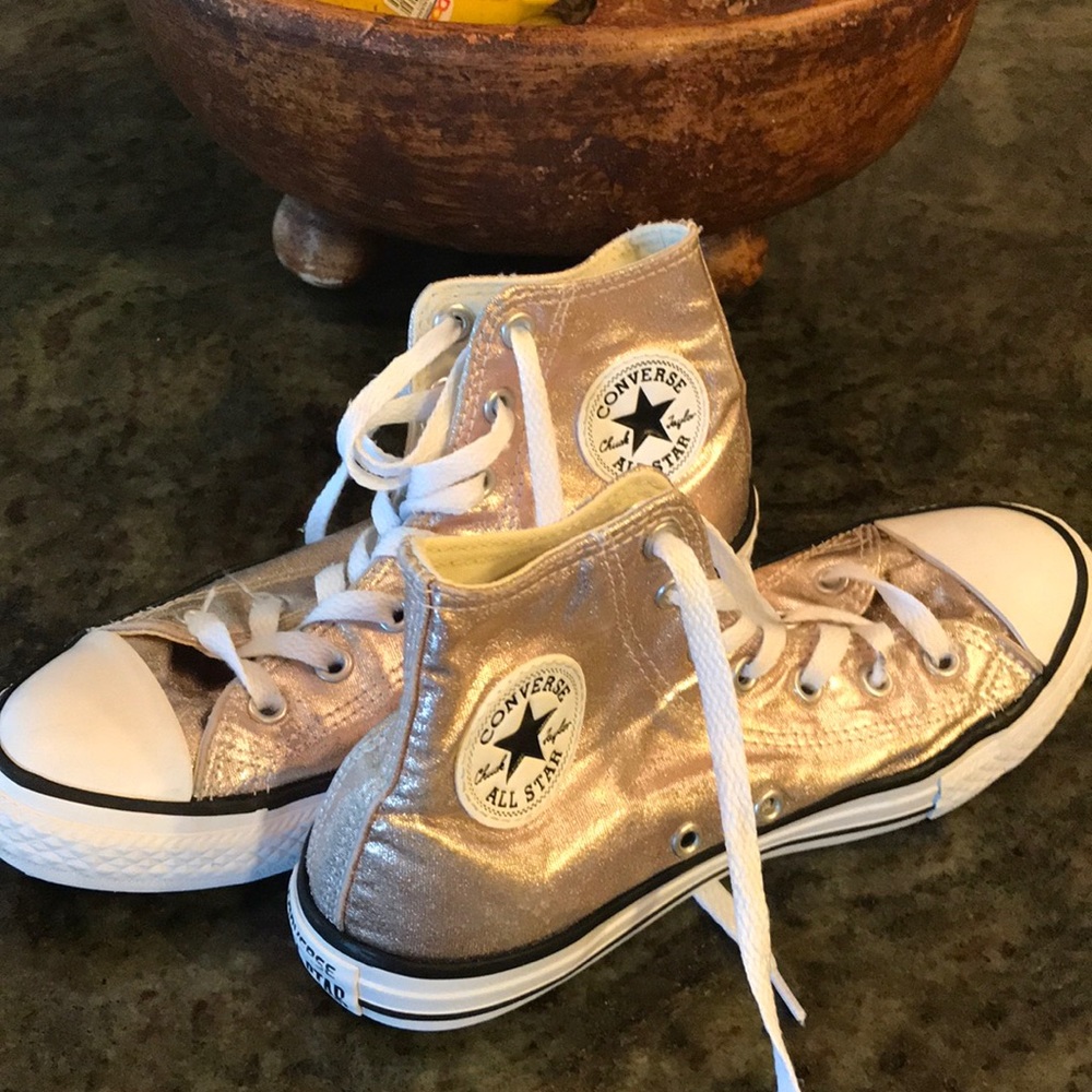 Converse high tops metallic size 3